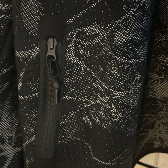 Men's Nike Sportswear Therma-FIT ADV Tech Pack Hoodie Black DQ4286-010 Size XL - Picture 4 of 12